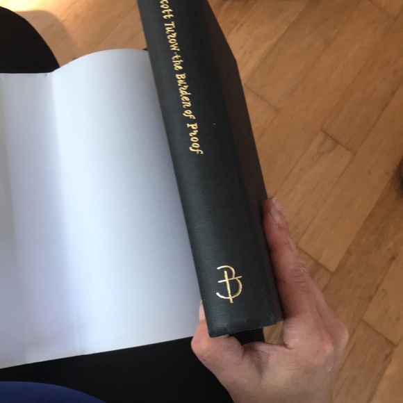 The burden of proof by Scott Turow - Picture 8 of 13